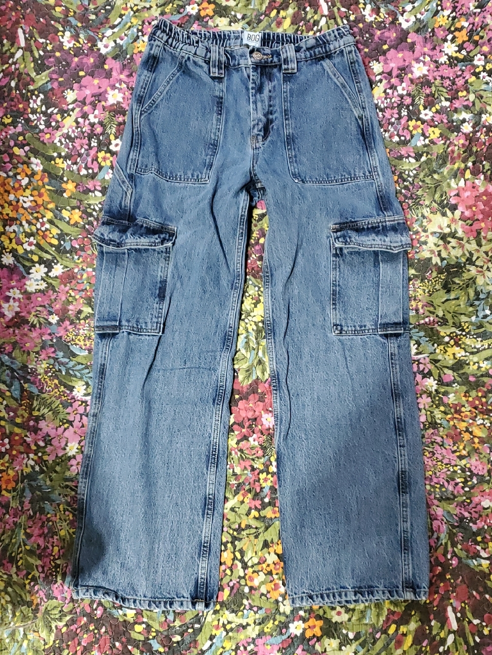 bdg denim cargo skater jeans 28x32